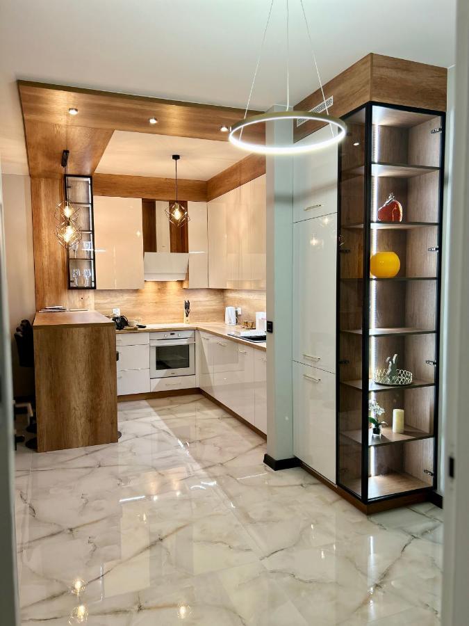 Golden Luxury Suite Nowy Dwór Mazowiecki Exteriér fotografie
