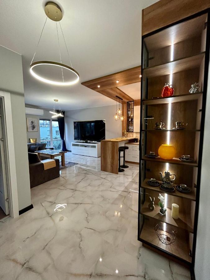 Golden Luxury Suite Nowy Dwór Mazowiecki Exteriér fotografie